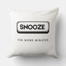 Oreiller jeté Snooze | Dix minutes de plus