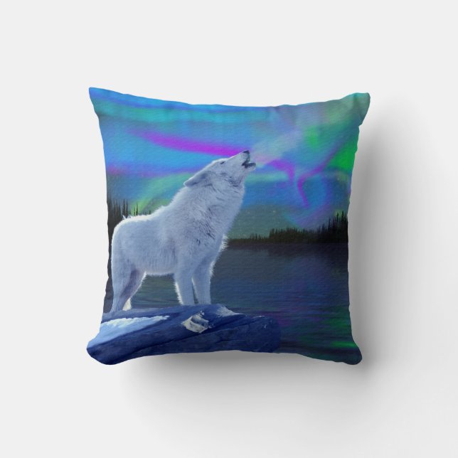 Oreiller le loup arctique et la faune d'Aurora (Recto)