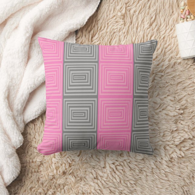 Oreiller rose et gris avec Motif géométrique (Couverture)