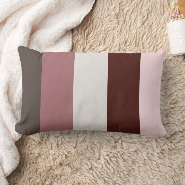 Oreillers en acajou et teintes roses (Couverture)