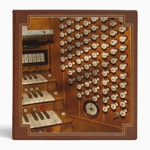 Organist - Ready at the controls Binder