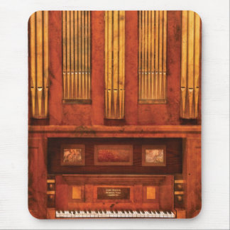 Organist - Skippack  Ville Organ - 1835 Mouse Pad