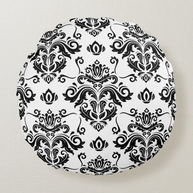 Oriental Black & White: Classic Texture Round Pillow (Front)