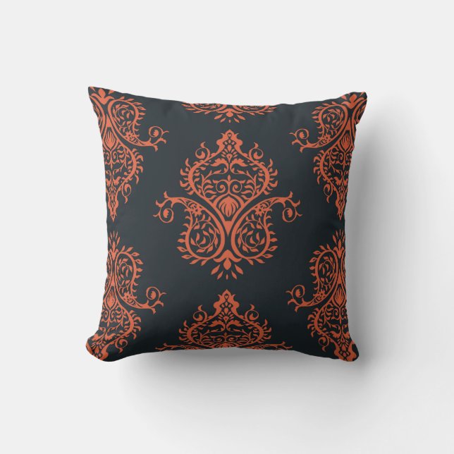 Oriental damask: Mediterranean vintage pattern. Throw Pillow (Front)