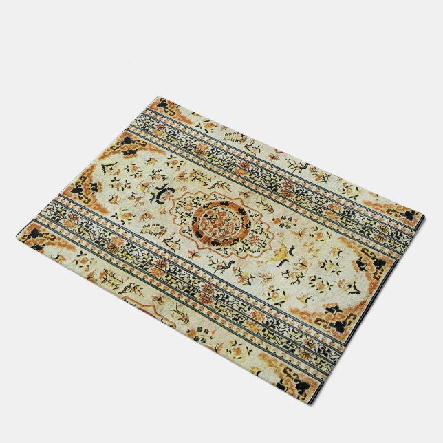 Oriental rug in light colours (Angled)