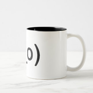 ORLY font face à la tasse (ton deux)