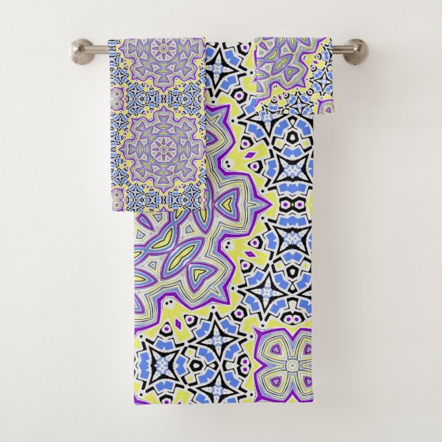 Ornament snowflake bath towel set (Insitu)