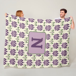 Ornamental Lily Motif Pattern Fleece Blanket