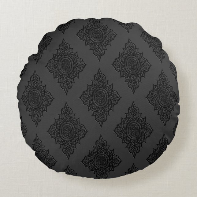 ORNATE BLACK GOTHIC PATTERNS ROUND PILLOW (Front)