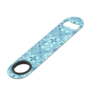Ornate tiles in blue and white bar key