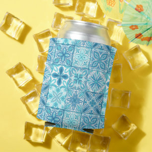 Ornate tiles in blue and white can cooler
