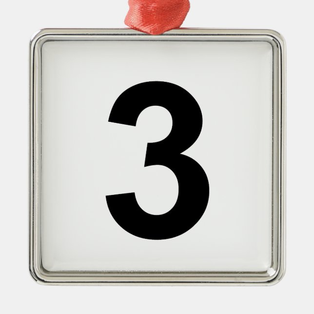 Ornement Carré Argenté 3 - numéro trois (Devant)