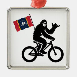 Ornement Carré Argenté Bigfoot Cyclisme Drapeau du Mississippi