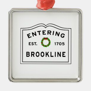 Ornement Carré Argenté Brookline, MA Holiday Wreath Ceramic Orament