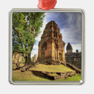 Ornement Carré Argenté Cambodge, Angkor Wat. Vue du temple de Bakong.
