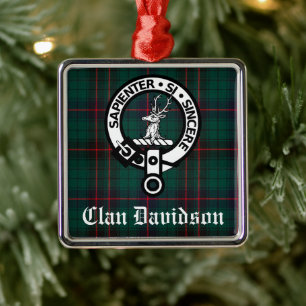Ornement Carré Argenté Clan Davidson Crest Badge et Tartan personnalisabl