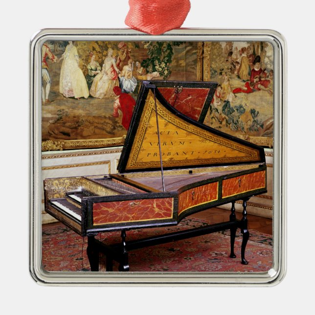 Ornement Carré Argenté Clavecin, 1634 (Devant)