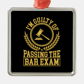 Ornement Carré Argenté Étudiant Is Guilty of Passing The Bar Exam