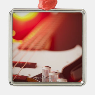 Ornement Carré Argenté Guitare basse