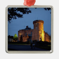 Irlande, le château de Dromoland éclairé au crépus