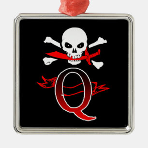 Ornement Carré Argenté Jolly roger Q Monogramme initial