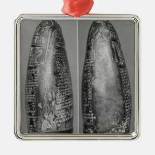 Ornement Carré Argenté Kudurru