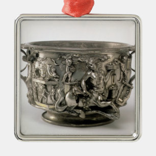 Ornement Carré Argenté La tasse de centaure, Gallo-Romaine, du