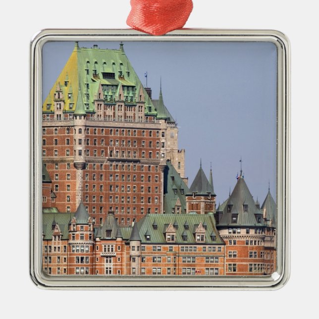 Ornement Carré Argenté Le château Frontenac à Québec, Canada. (Devant)