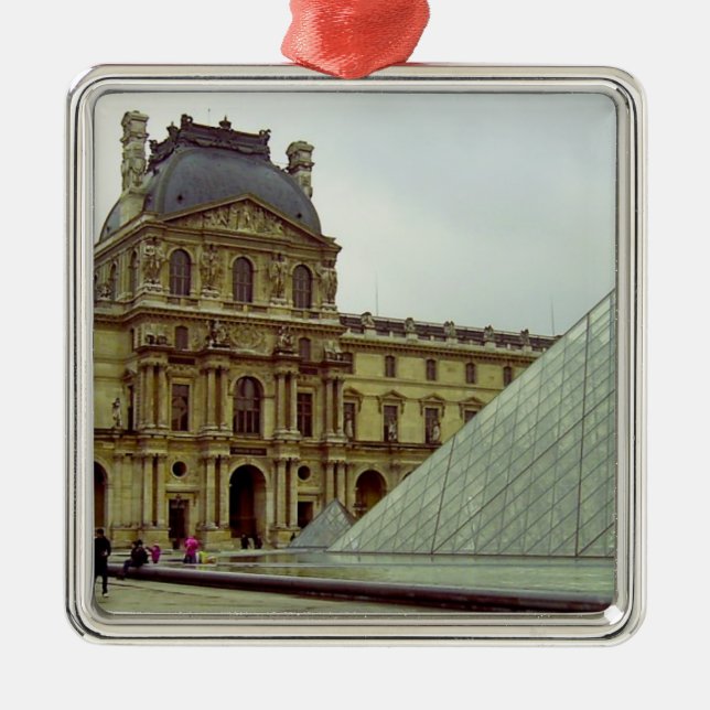Ornement Carré Argenté Le musée du Louvre (Devant)
