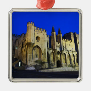 Ornement Carré Argenté Le Palais des Papes à Avignon au coucher du soleil