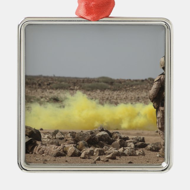 Ornement Carré Argenté Les marines assurent la sécurité (Devant)