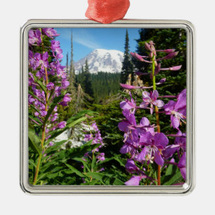 Ornement Carré Argenté Mont Rainier Entre Fleurs Violettes De Phlox