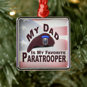 Ornement Carré Argenté Papa est mon parachutiste préféré Noël