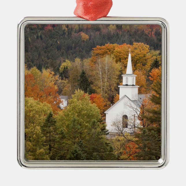 Ornement Carré Argenté Paysage d'automne avec église, Vermont, États-Unis (Devant)