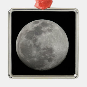 Ornement Carré Argenté Pleine lune en noir et blanc. Crédit : Arthur