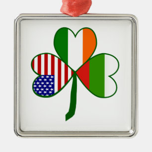 Ornement Carré Argenté Shamrock bulgare