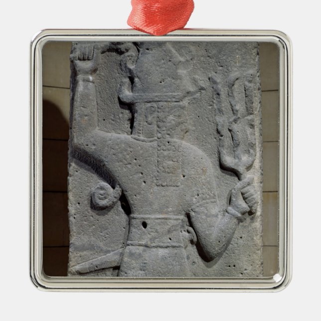 Ornement Carré Argenté Stela de Teshub, un dieu syrien de tempête (Devant)