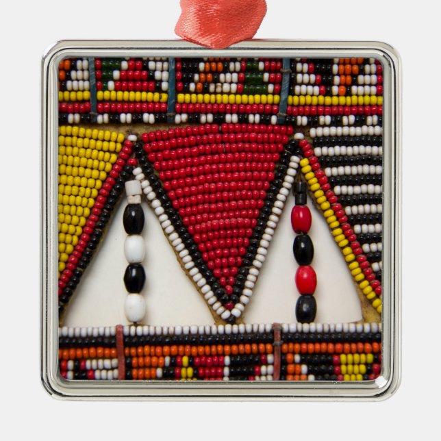 Ornement Carré Argenté Travail de perles tribal Maasai (Devant)