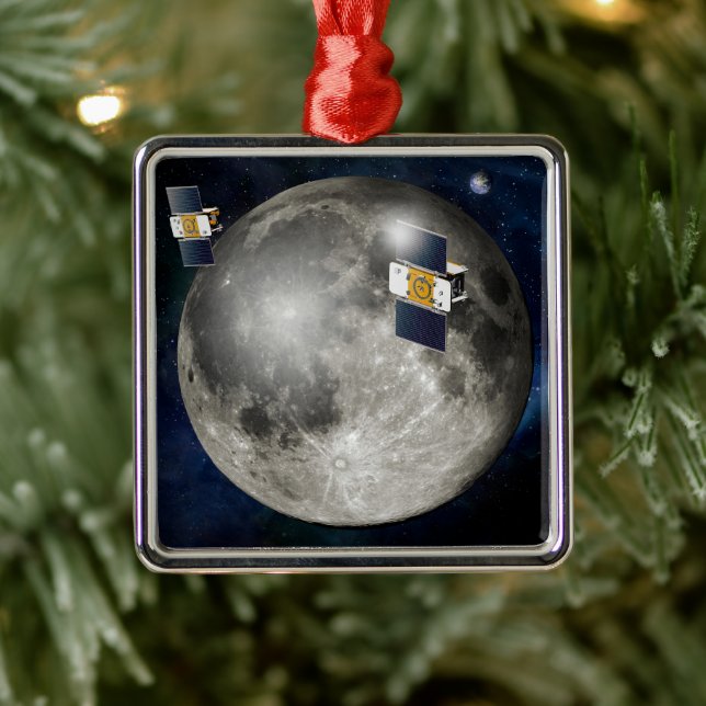 Ornement Carré Argenté Twin Grail Spacecraft Orbitant La Lune. (Arbre)