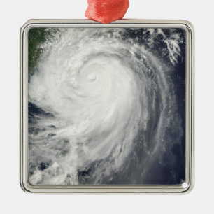 Ornement Carré Argenté Typhon Jangmi