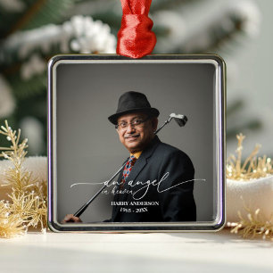 Ornement Carré Argenté Un Ange dans le ciel Mémorial noir et blanc