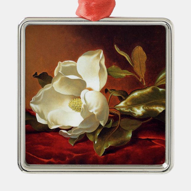 Ornement Carré Argenté Un Magnolia sur Red Velvet, (Devant)