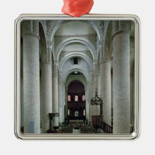 Ornement Carré Argenté Vue de la nef, regardant vers l'autel