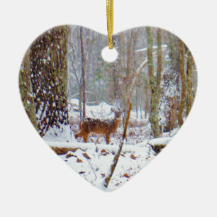 Ornement Cœur En Céramique Doe dans la neige, Deer dans le lac Arrowhead