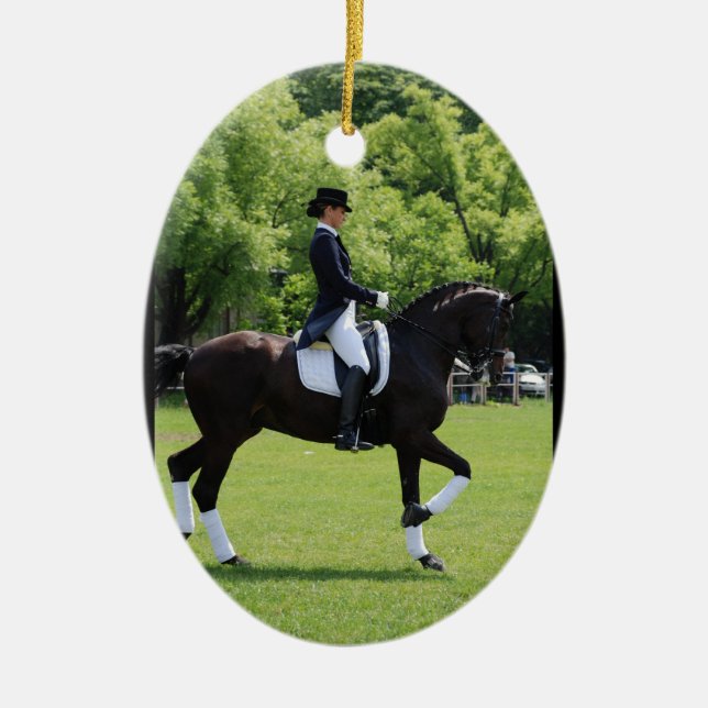 Ornement de cheval de dressage (Devant)