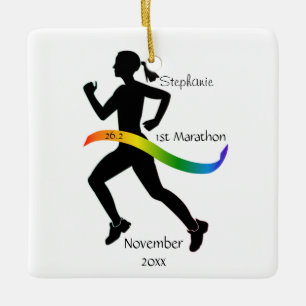 Ornement de marathonien de femme en arc-en-ciel