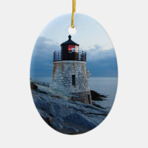 Ornement de phare de colline de château