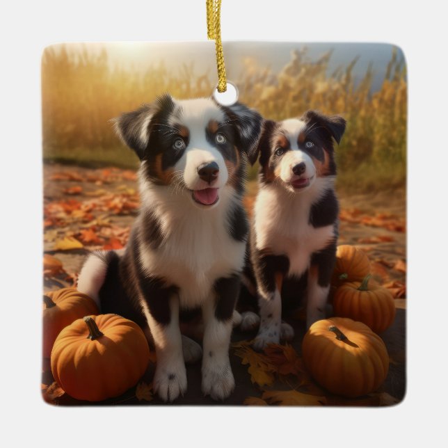 Ornement En Céramique Australian Shepherd Puppy Citrouille de plaisir d' (Devant)