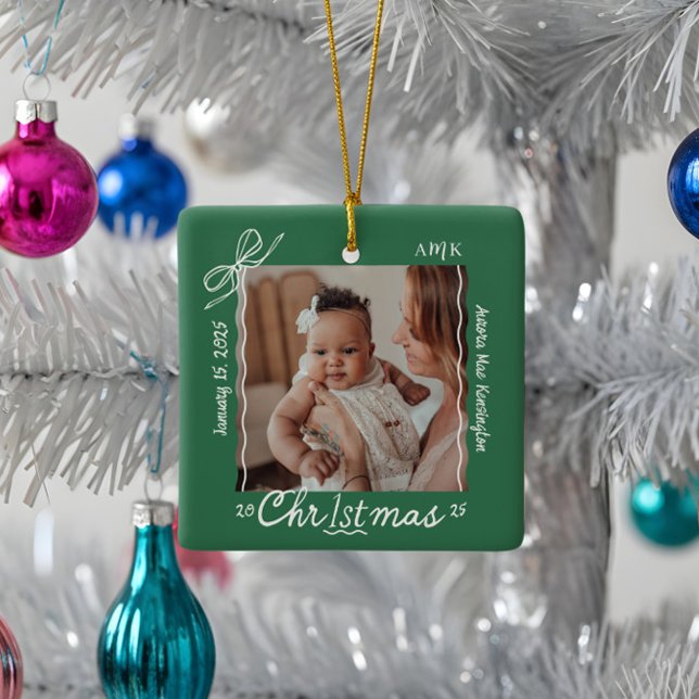 Ornement En Céramique Bébé 1er Noël Mini main dessinée Scribble Bow (Baby 1st Christmas Minimal Hand Drawn Scribble Bow Ceramic Ornament)