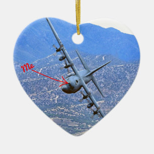 ORNEMENT EN CÉRAMIQUE C-130 DE BAS NIVEAU